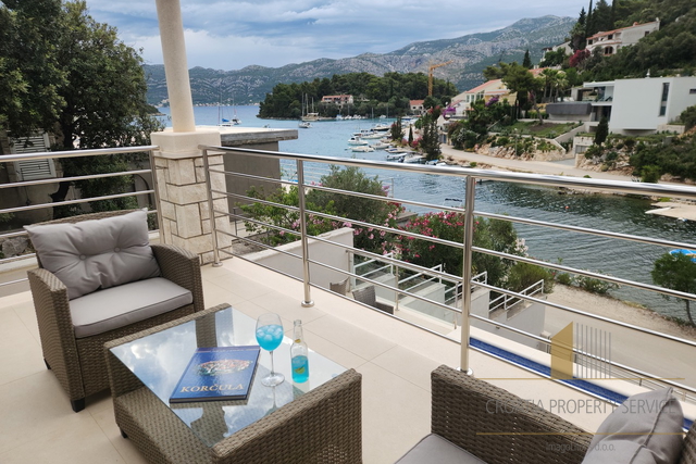 Luxury villa with a private pool, first row to the sea on the island of Korčula!